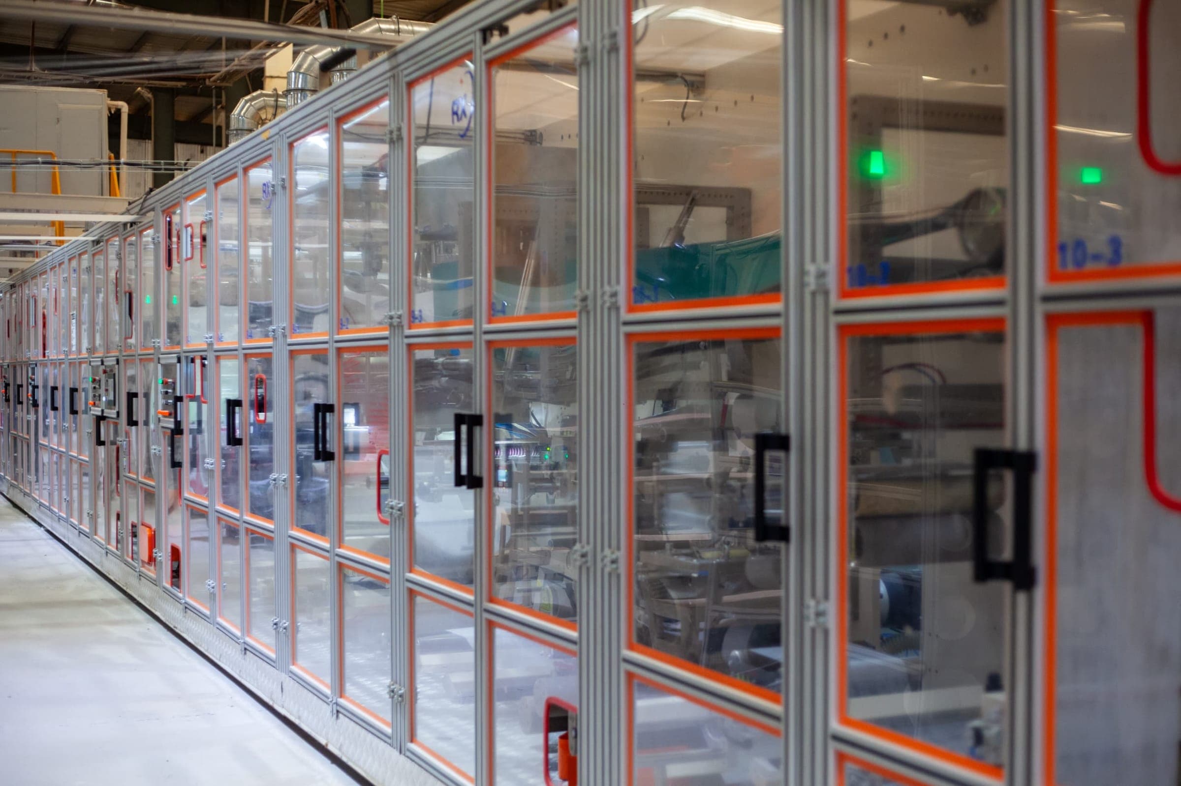 The fully enclosed production line